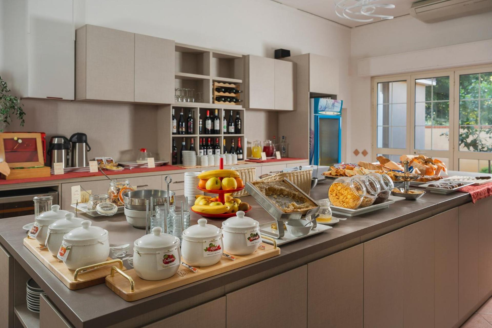 Hotel Azzurra Marina di Pietrasanta Εξωτερικό φωτογραφία