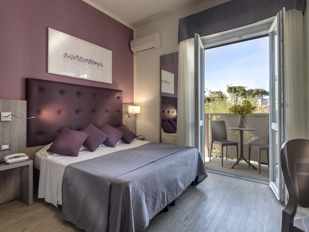 Hotel Azzurra Marina di Pietrasanta Εξωτερικό φωτογραφία